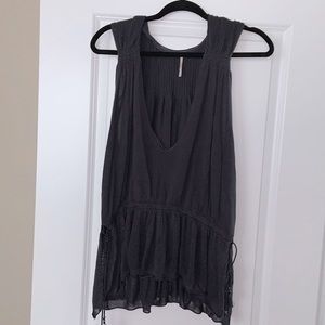 Free People light knit gray sleeveless pullover